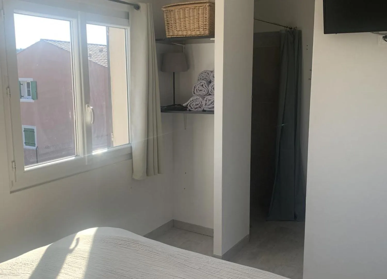 Charmante Maisonnette Proche Du Centre Du Village La Garde-Freinet Casa de Férias